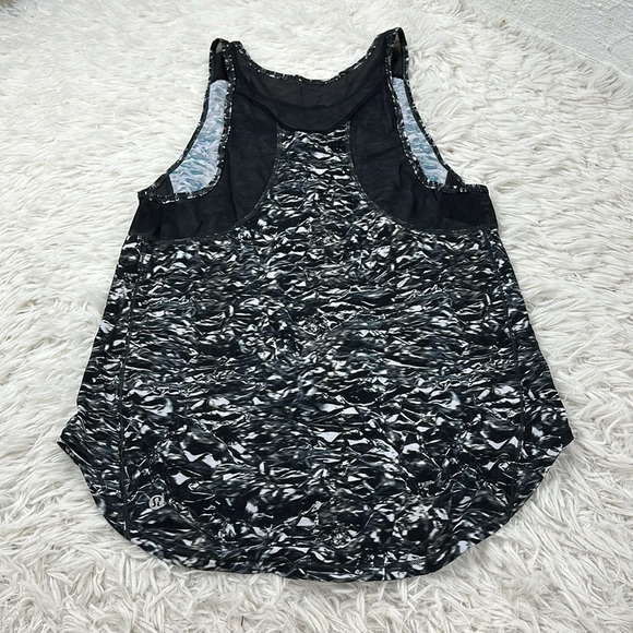 Lululemon Sculpt Tank - Picture 3 of 3